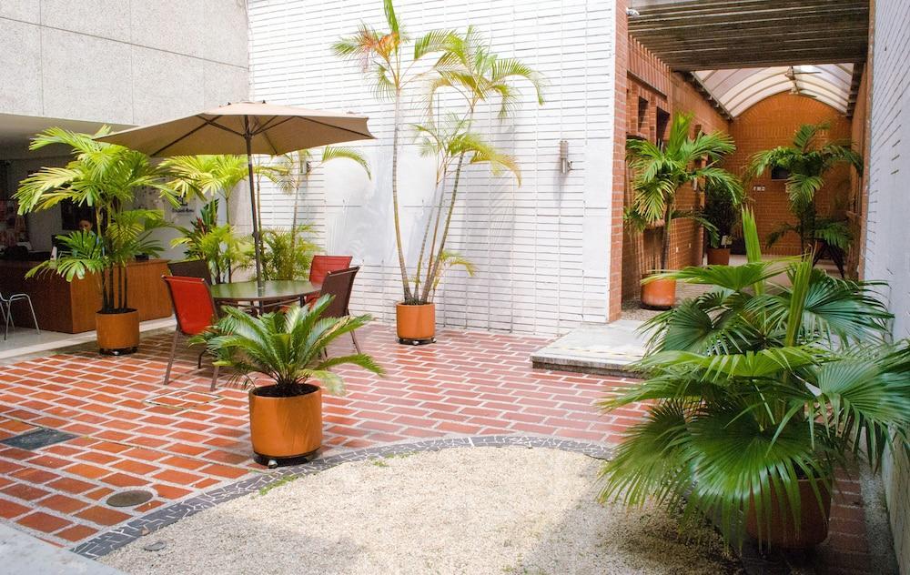 Hotel Casa Santa Monica Norte Cali Esterno foto