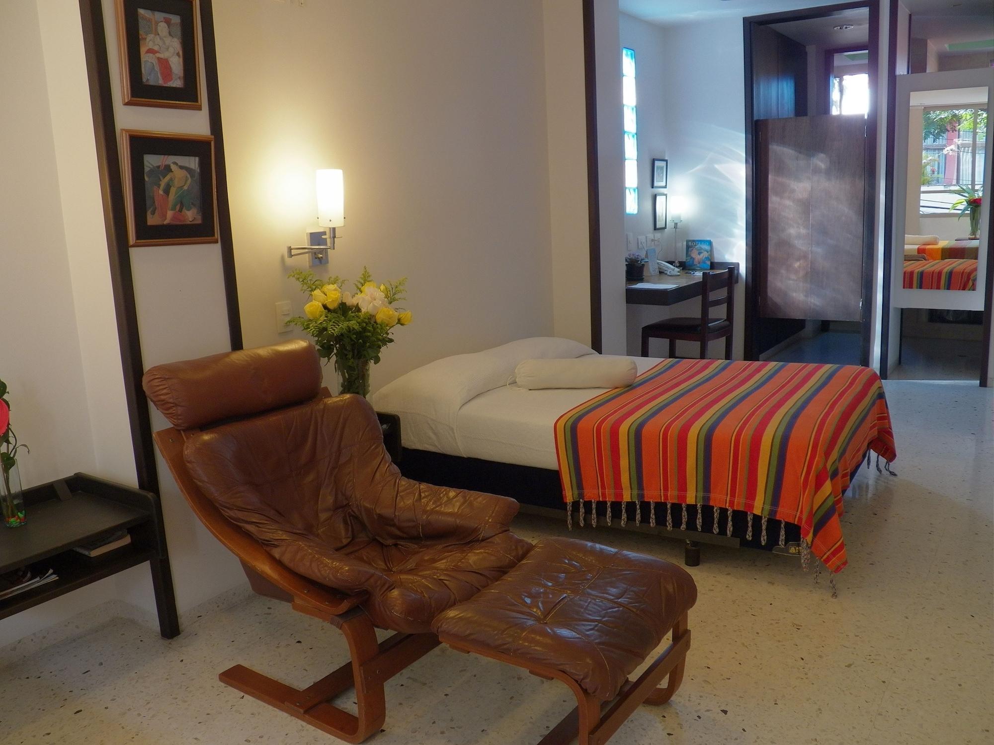 Hotel Casa Santa Monica Norte Cali Esterno foto
