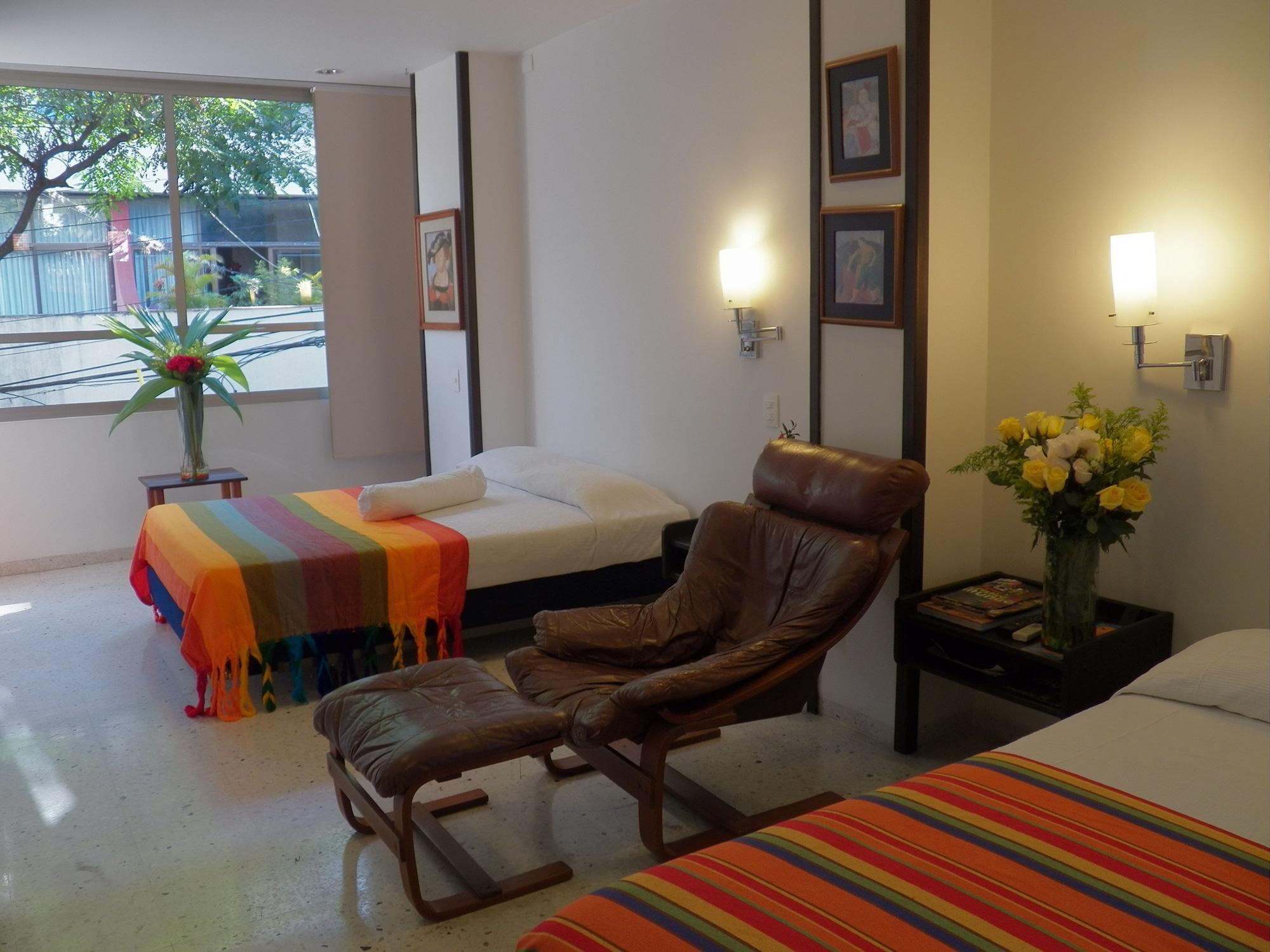 Hotel Casa Santa Monica Norte Cali Esterno foto