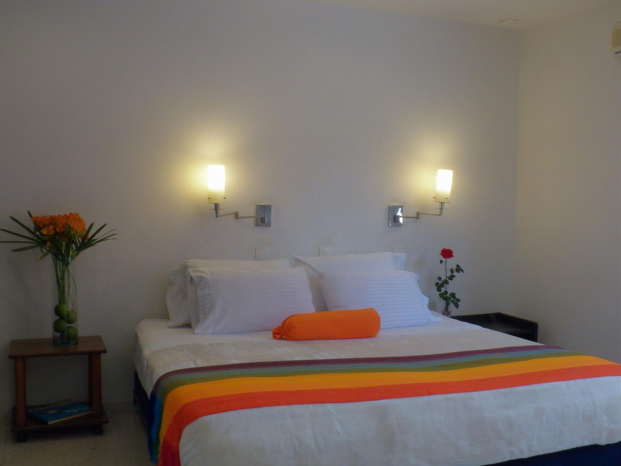 Hotel Casa Santa Monica Norte Cali Esterno foto