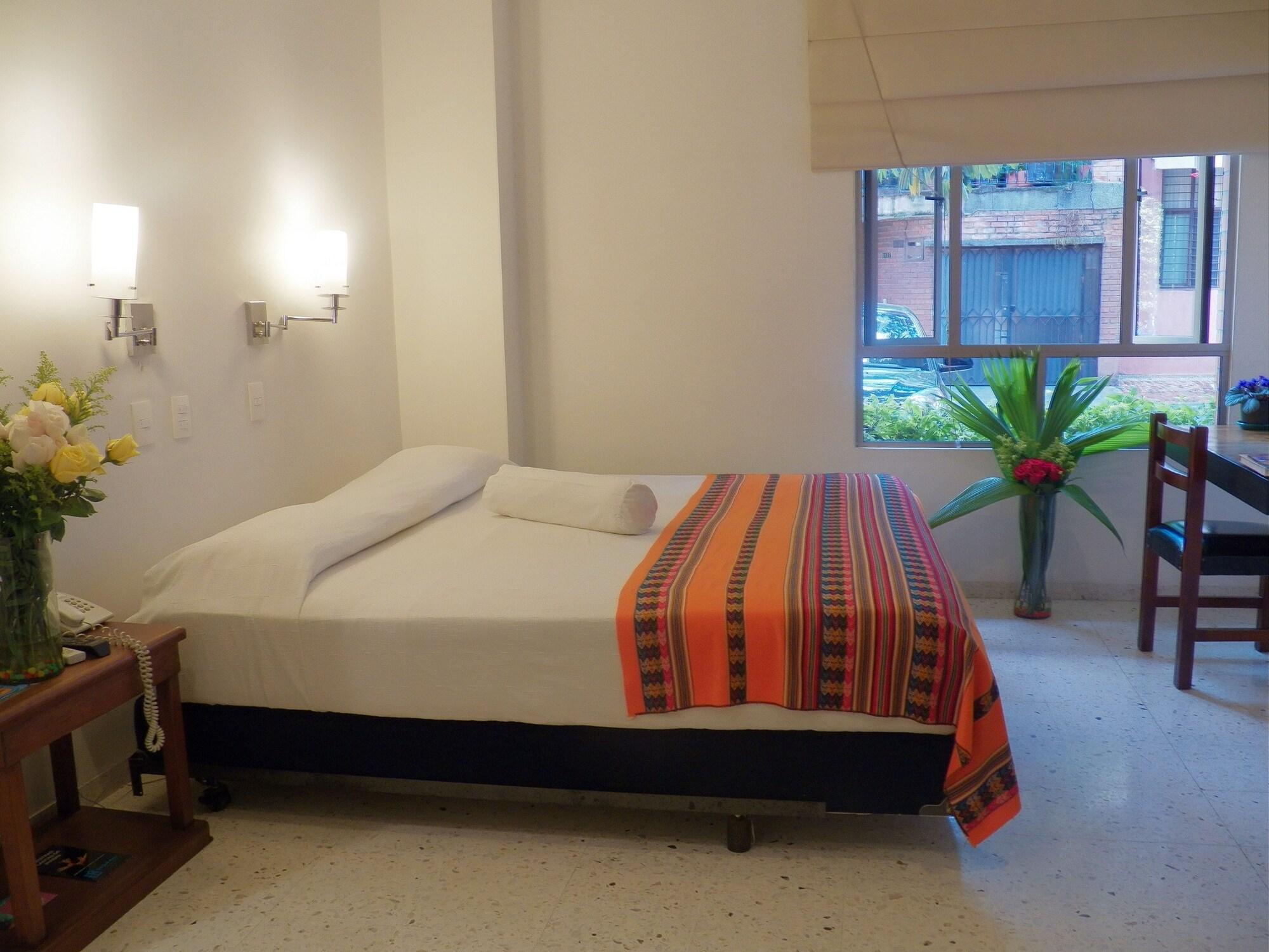 Hotel Casa Santa Monica Norte Cali Esterno foto