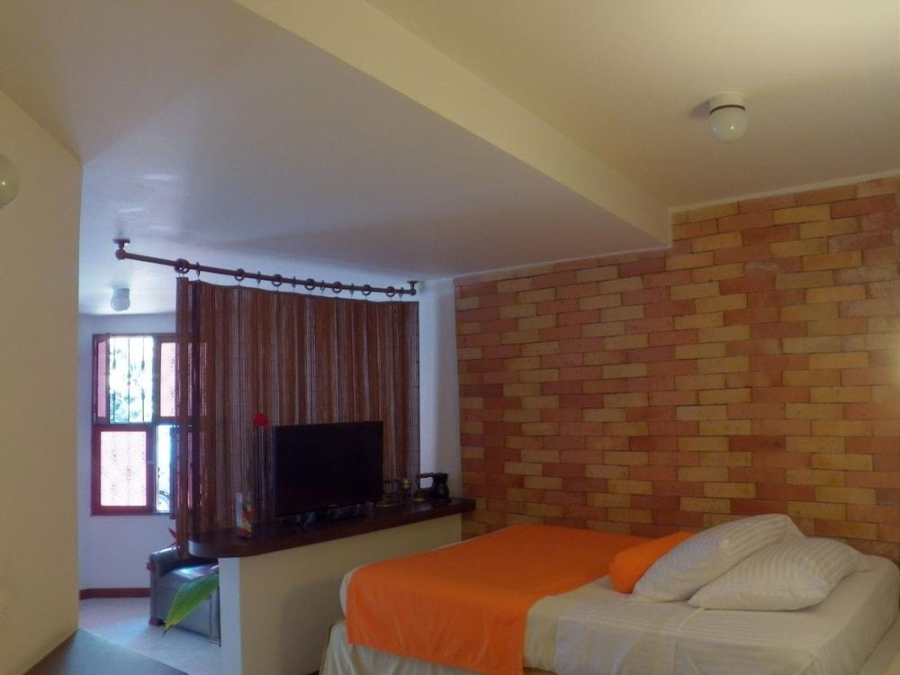 Hotel Casa Santa Monica Norte Cali Esterno foto
